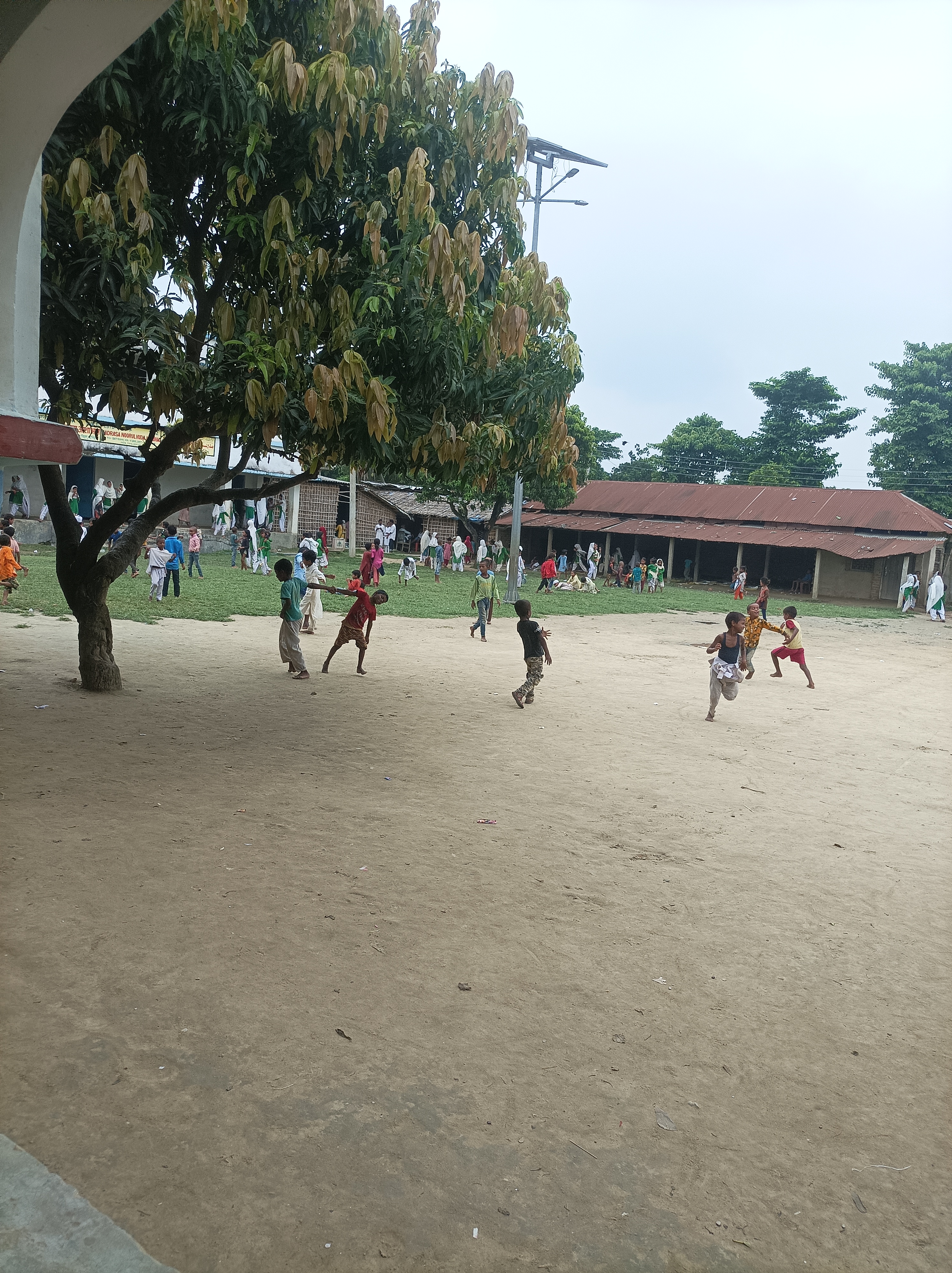 photo-of-children-playing-in-the-madrasa-blurt