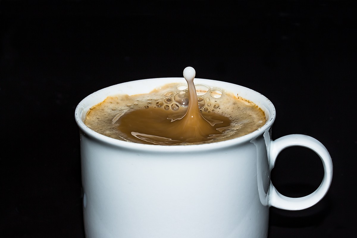 coffee_cup_cup_coffee_cafe_foam_coffee_foam_drops_of_milk_spray-1370973.jpg