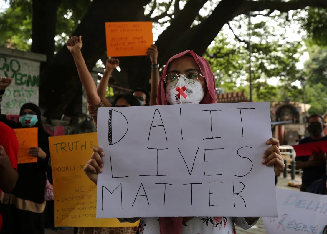 52 dalit.jpg